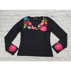 Michelle Nicole WOMENS SIZE M Floral Embroidered Knit Top Black Pullover Artsy